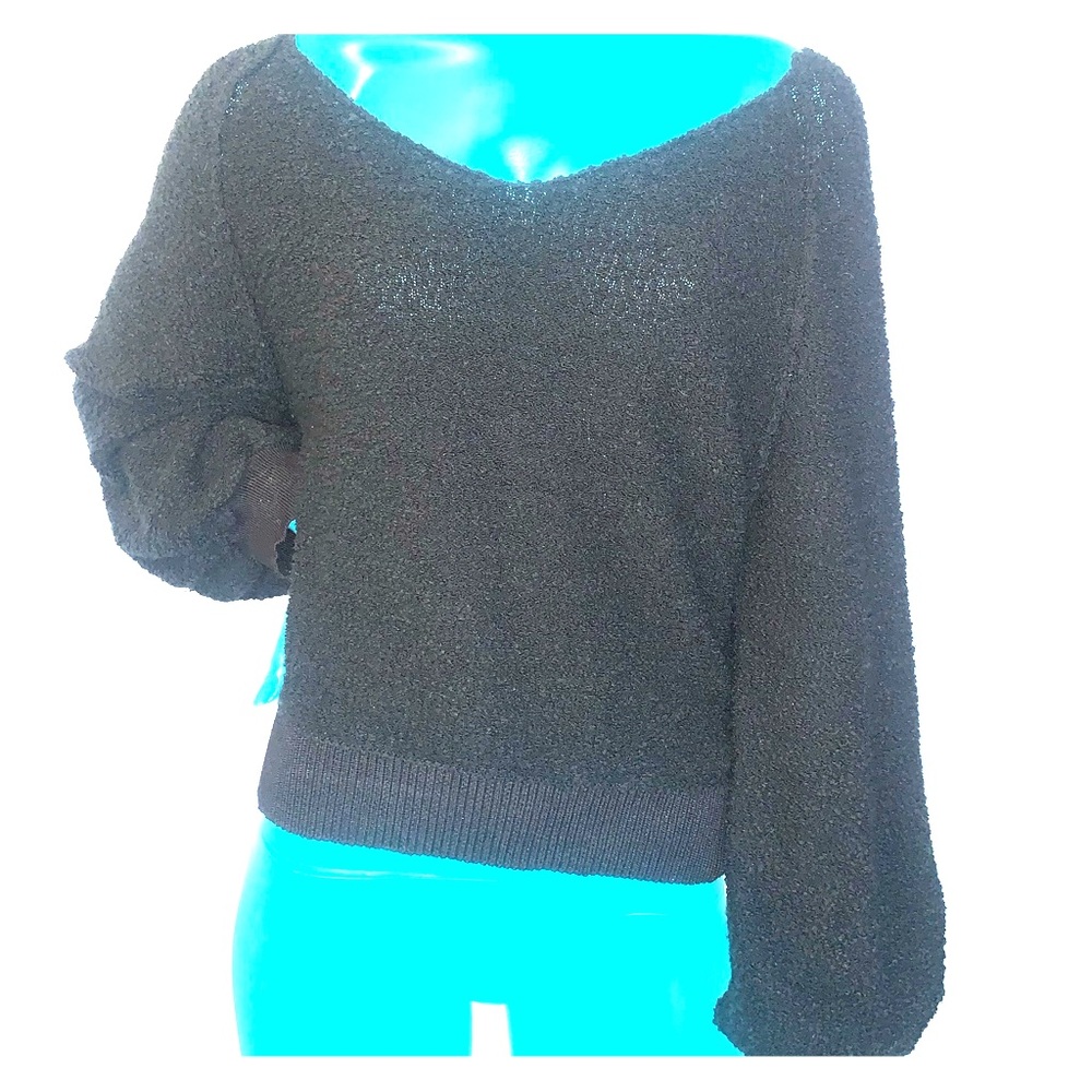 Black bell sleeved sweater